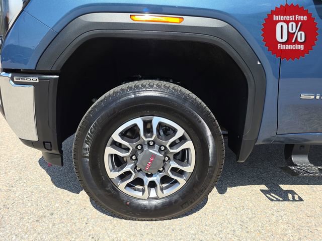 Certified 2025 GMC Sierra 3500 Pro w/ 1SA Pro Safety Plus Package AWD/4WD image 24