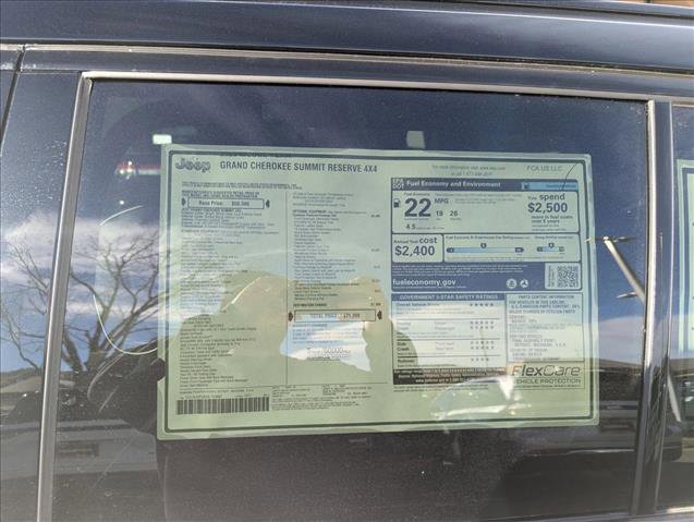 New 2025 Jeep Grand Cherokee Summit image 17