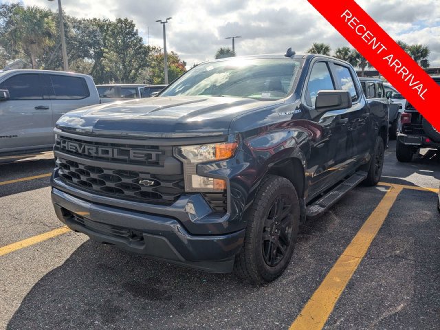 Used 2022 Chevrolet Silverado 1500 Custom AWD/4WD image 4