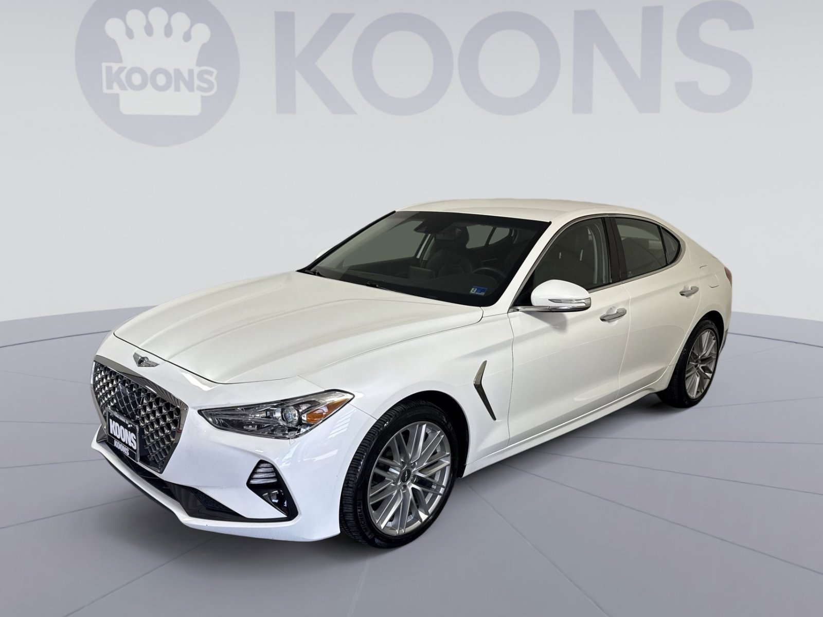 Used 2021 Genesis G70 2.0T image 1