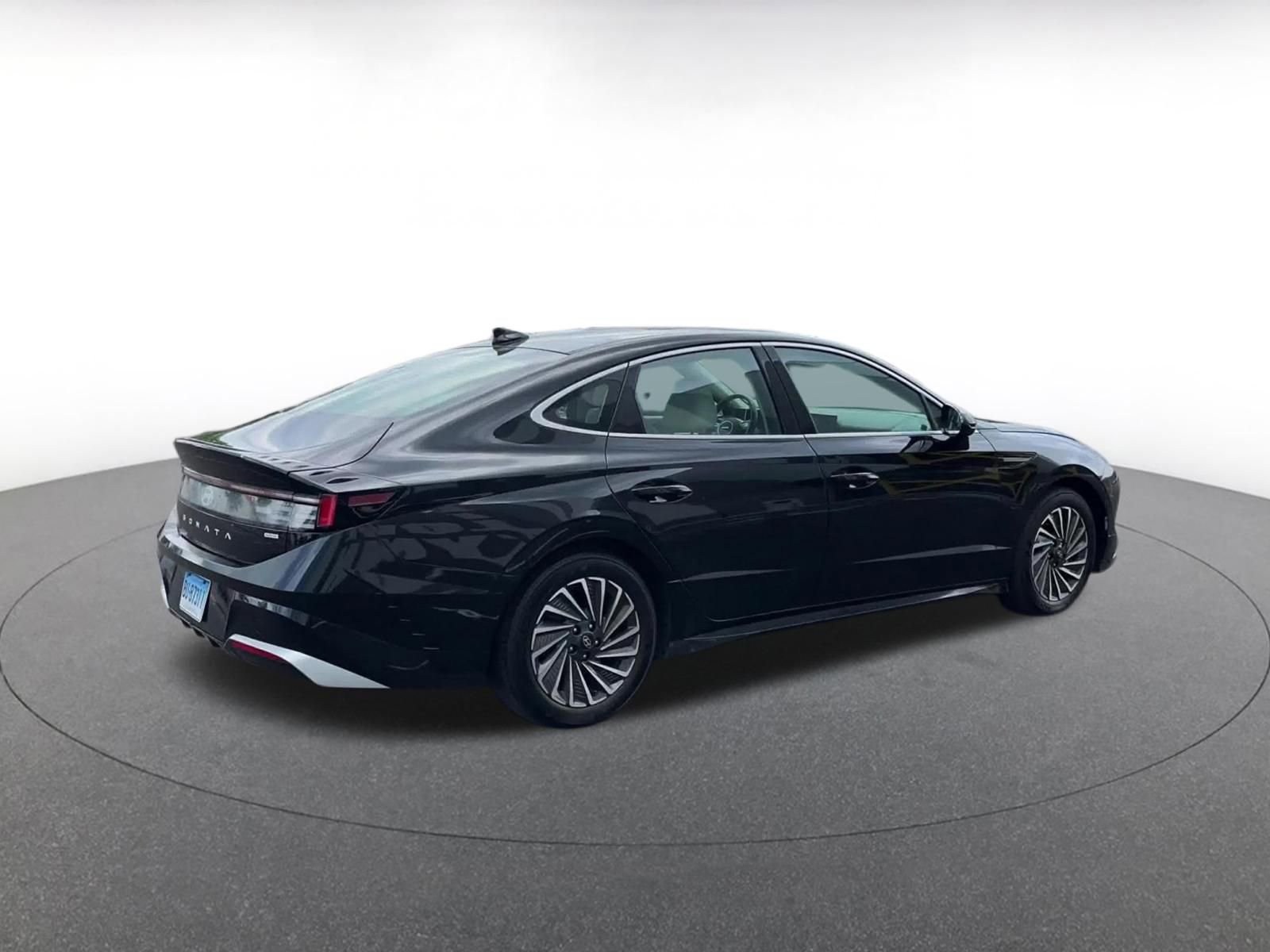 Used 2025 Hyundai Sonata SEL FWD image 15
