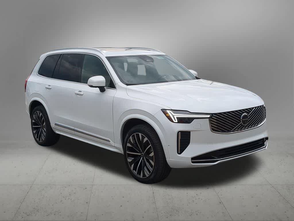 Certified 2026 Volvo XC90 B6 Plus AWD/4WD image 8