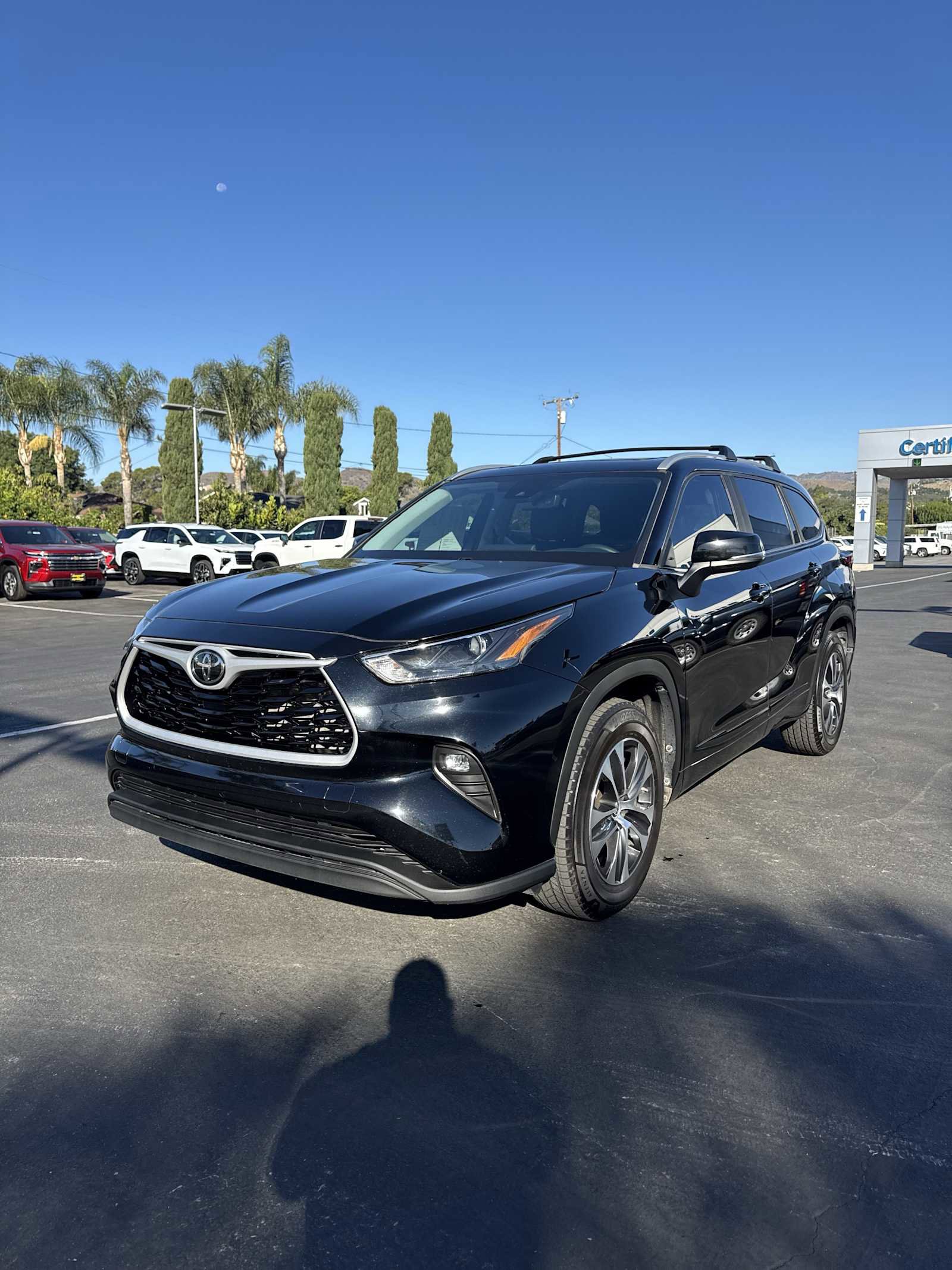 Used 2023 Toyota Highlander XLE image 7