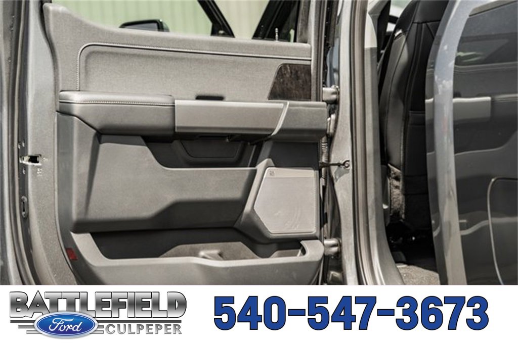 New 2026 Ford F350 Lariat w/ Chrome Package image 34