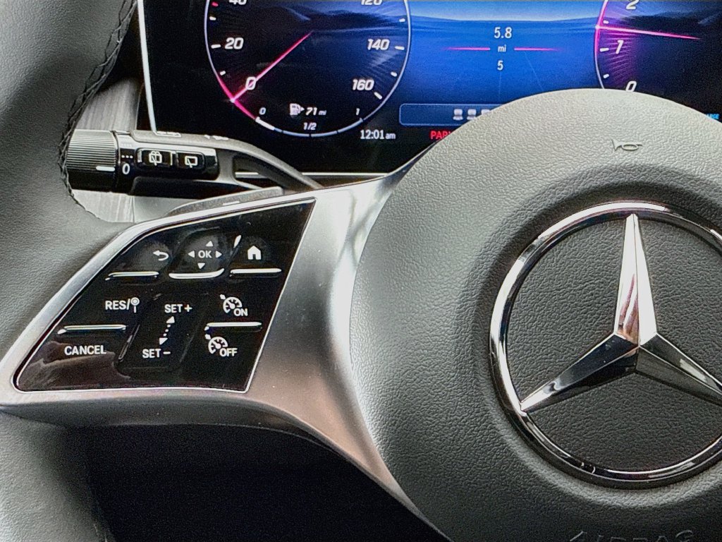 Certified 2026 Mercedes-Benz GLC 300 image 11
