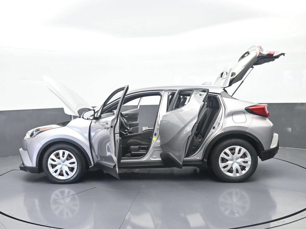Used 2019 Toyota C-HR LE FWD image 66