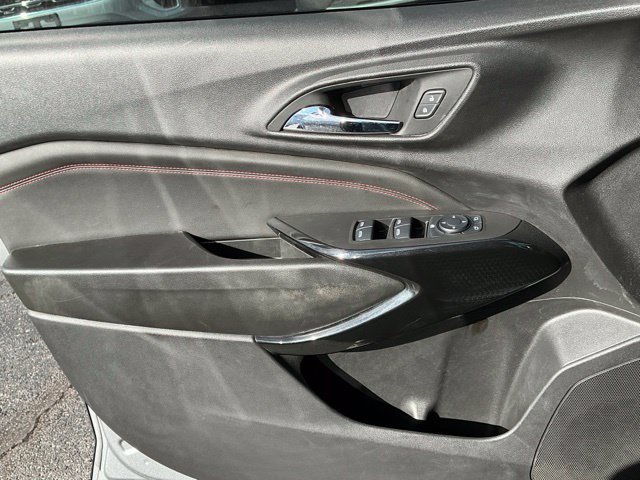 Used 2025 Chevrolet Trax RS w/ Driver Confidence Package FWD image 11