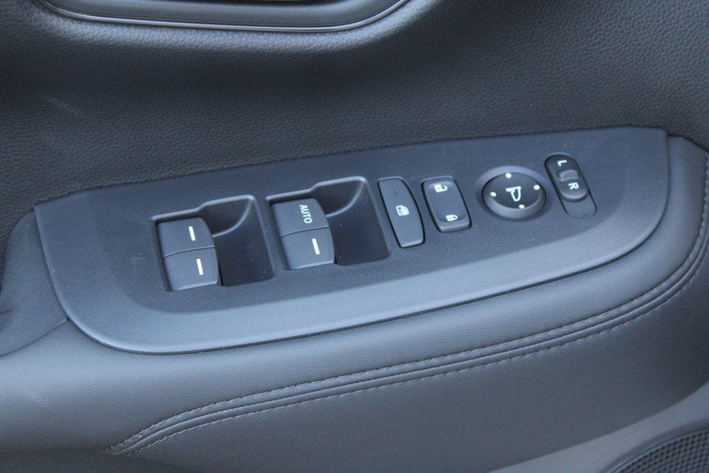 New 2026 Honda HR-V LX image 18