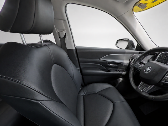 Used 2024 Toyota Grand Highlander FWD image 10