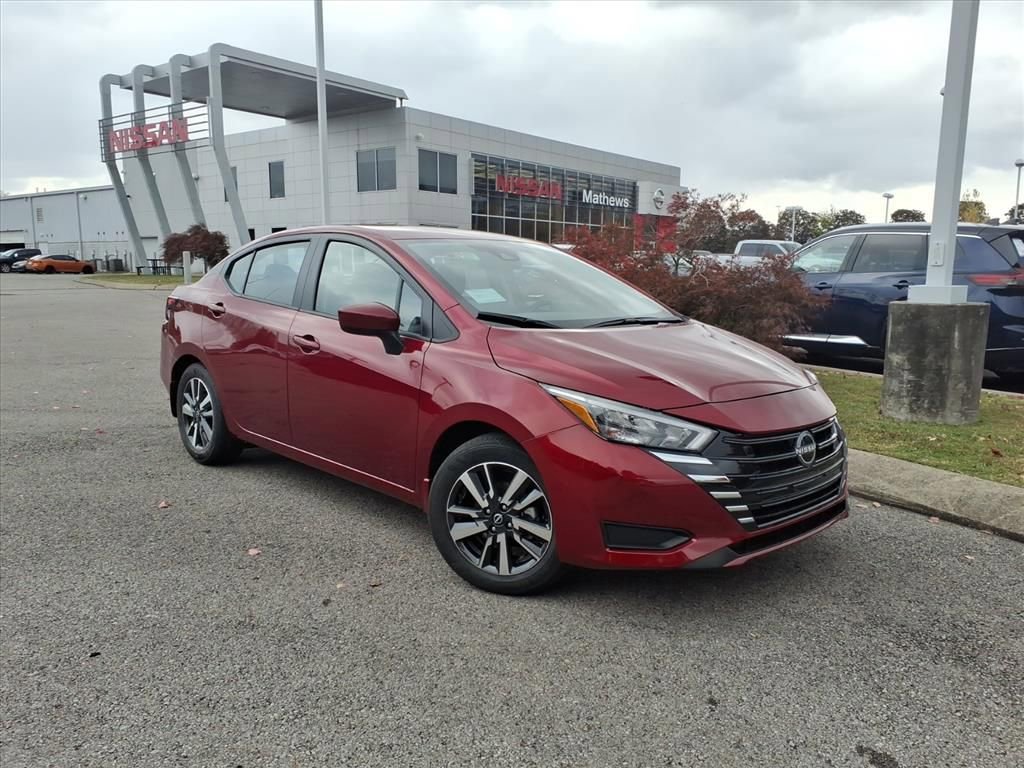 New 2025 Nissan Versa SV w/ Trunk Package