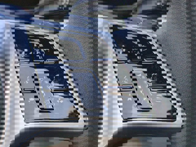 Used 2025 Mercedes-Benz GLB 250 GLB 250 image 25