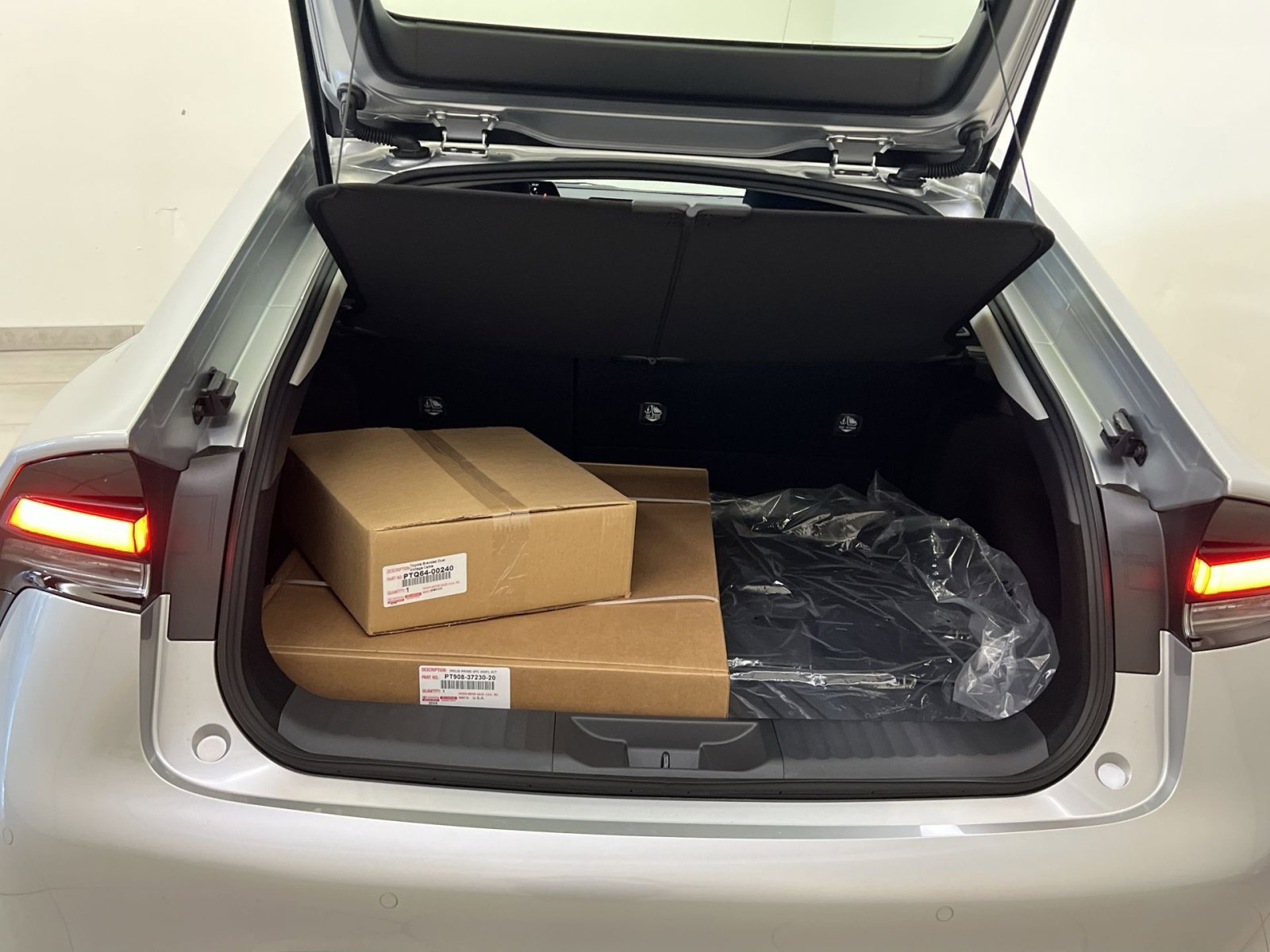 New 2026 Toyota Prius Plug-In Hybrid image 19