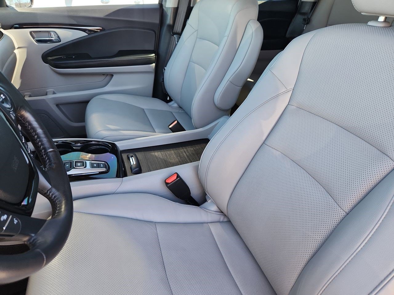 Used 2020 Honda Ridgeline RTL-E image 16