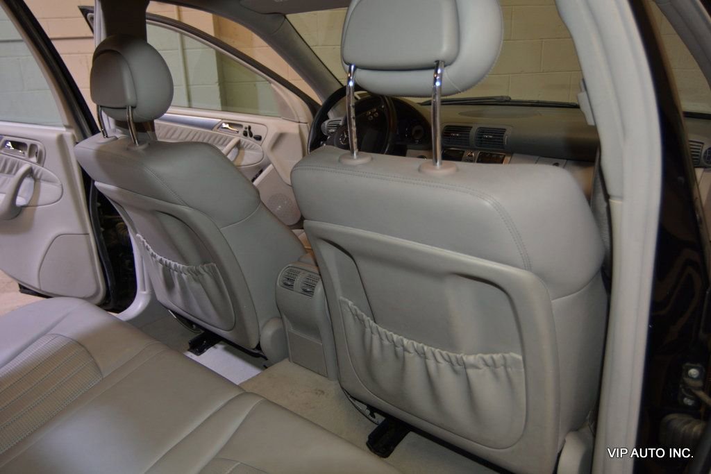 Used 2005 Mercedes-Benz C 55 AMG Sedan image 21