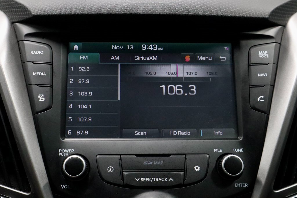 Used 2017 Hyundai Veloster Value Edition image 3