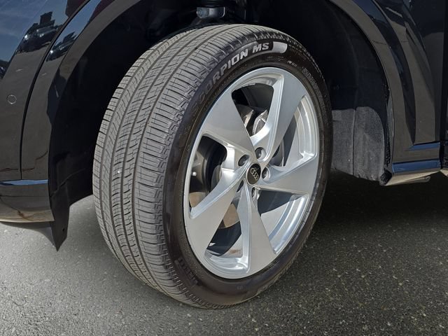 Used 2025 Audi Q5 Premium Plus AWD/4WD image 36
