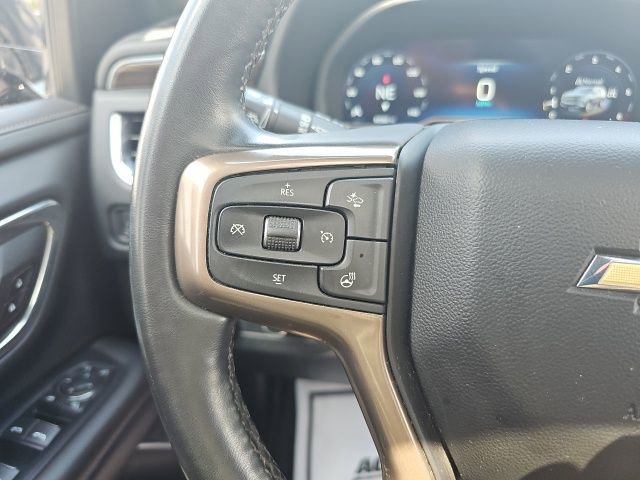 Used 2023 Chevrolet Suburban High Country AWD/4WD image 16