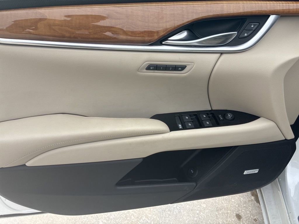 Used 2018 Cadillac XTS Luxury w/ Driver Awareness Package FWD image 19