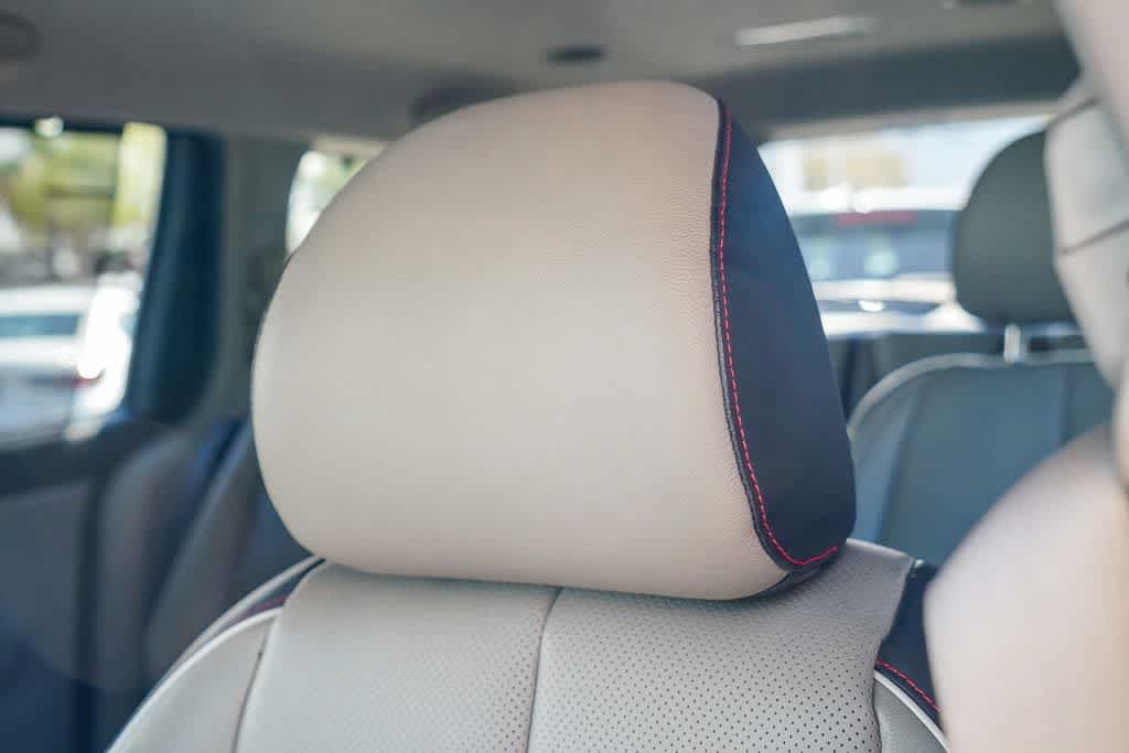 Used 2020 Kia Sedona EX FWD image 24