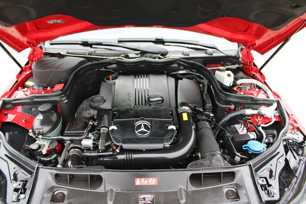 Used 2013 Mercedes-Benz C 250 Luxury image 33