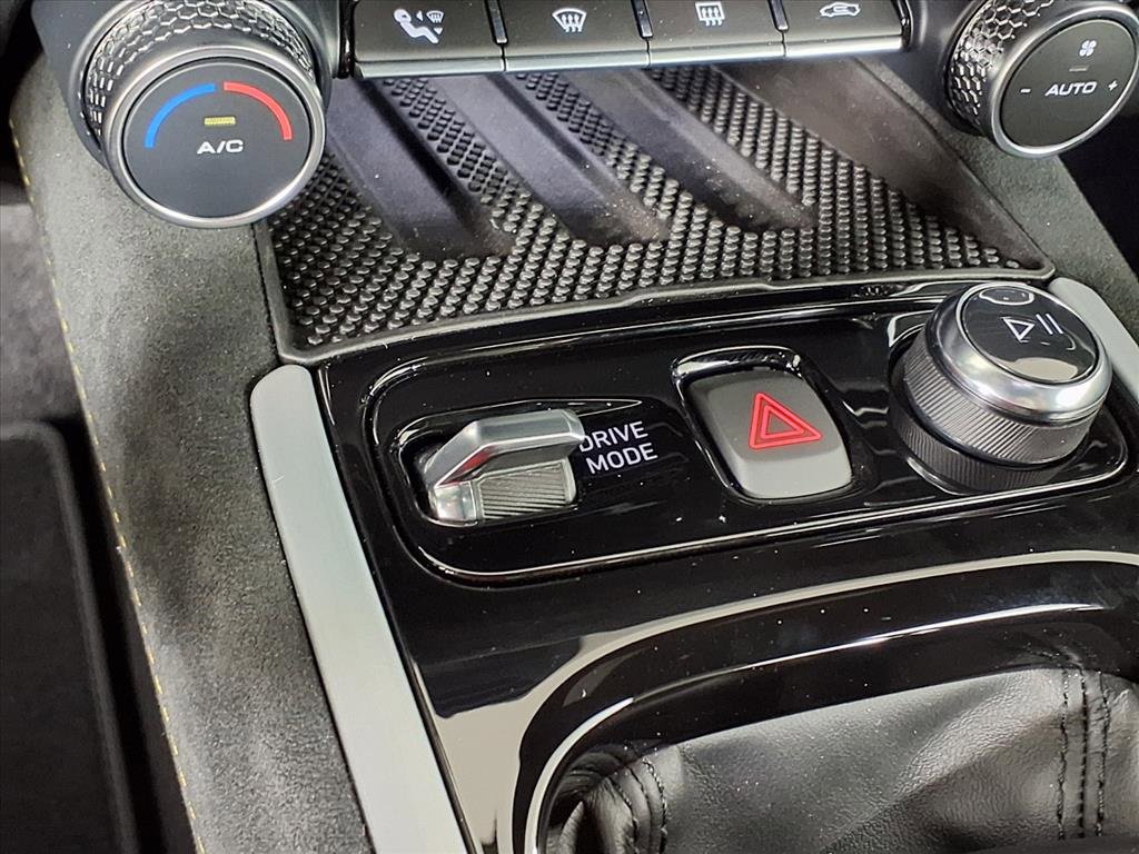 Used 2025 Lotus Emira image 22