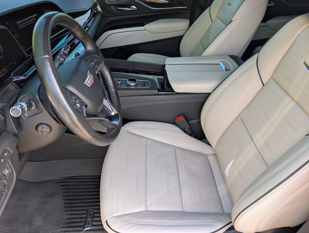 Used 2022 Cadillac Escalade ESV Sport w/ Touring Package AWD/4WD image 12