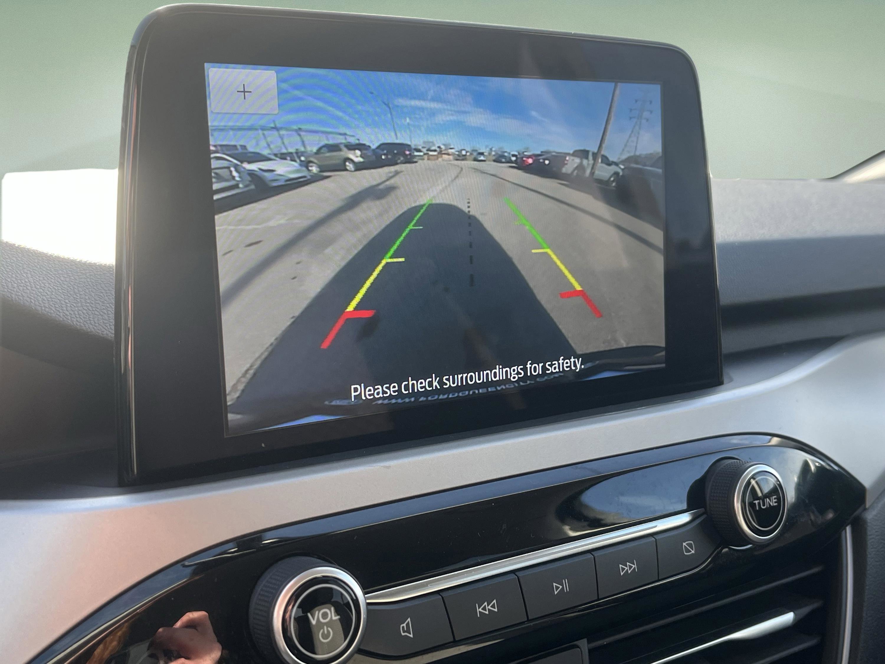 Certified 2021 Ford Escape SE image 23