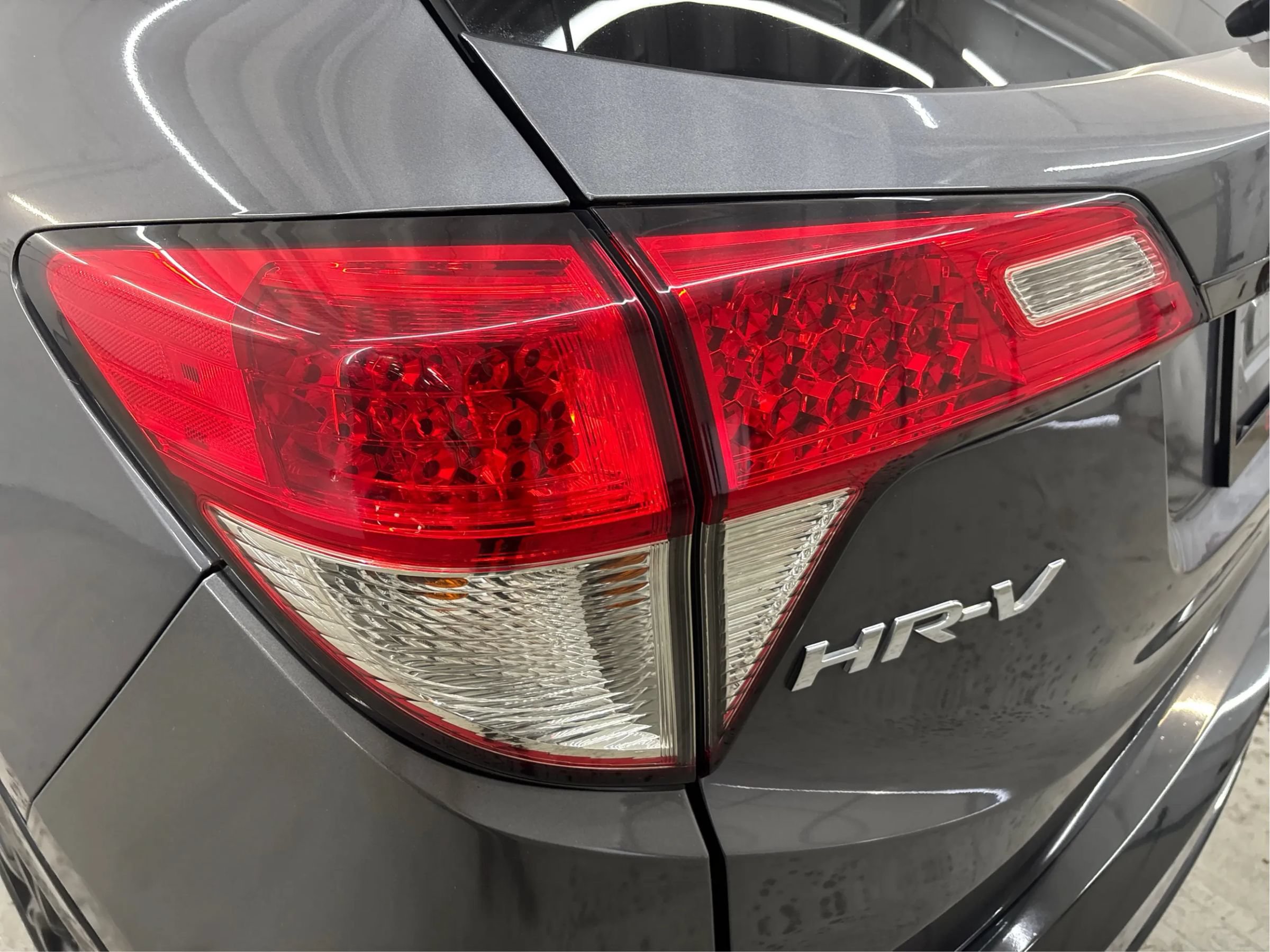 Used 2022 Honda HR-V Sport image 32
