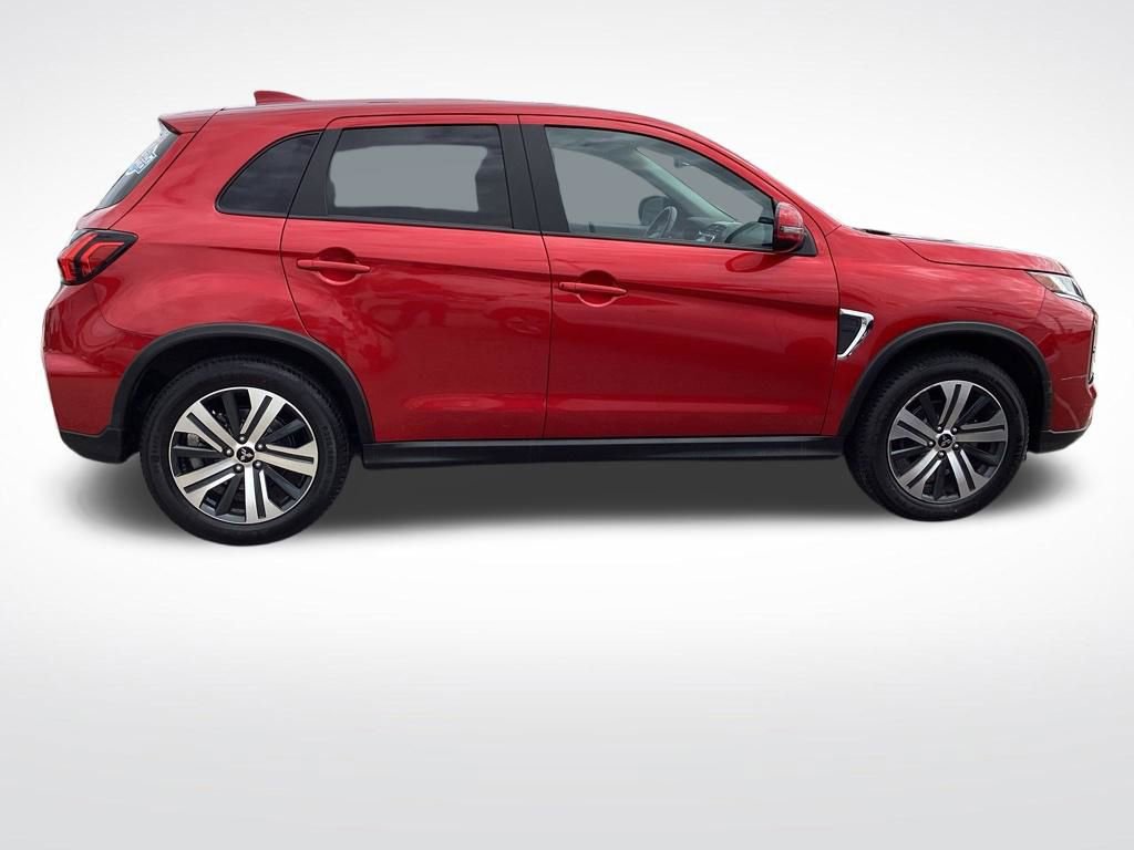 Used 2025 Mitsubishi Outlander Sport AWD image 13