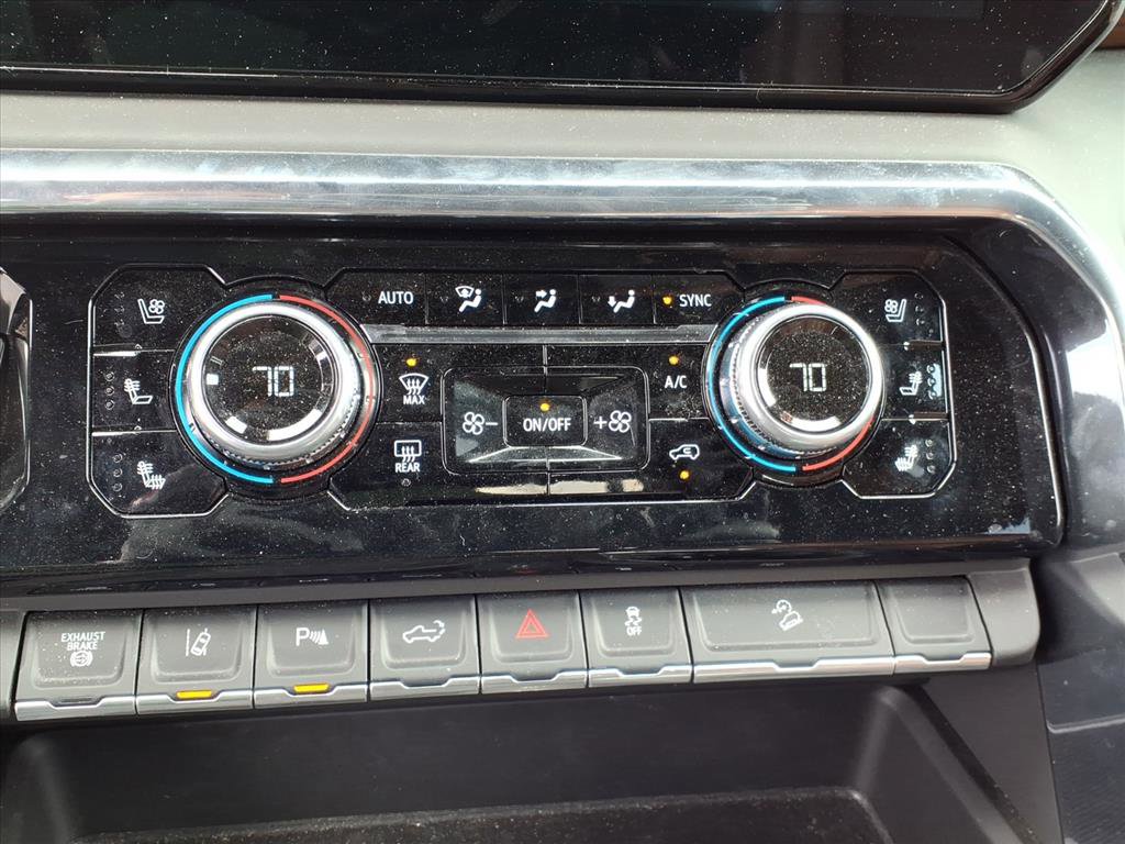 Certified 2024 GMC Sierra 2500 Denali Ultimate w/ Max Trailering Package image 11