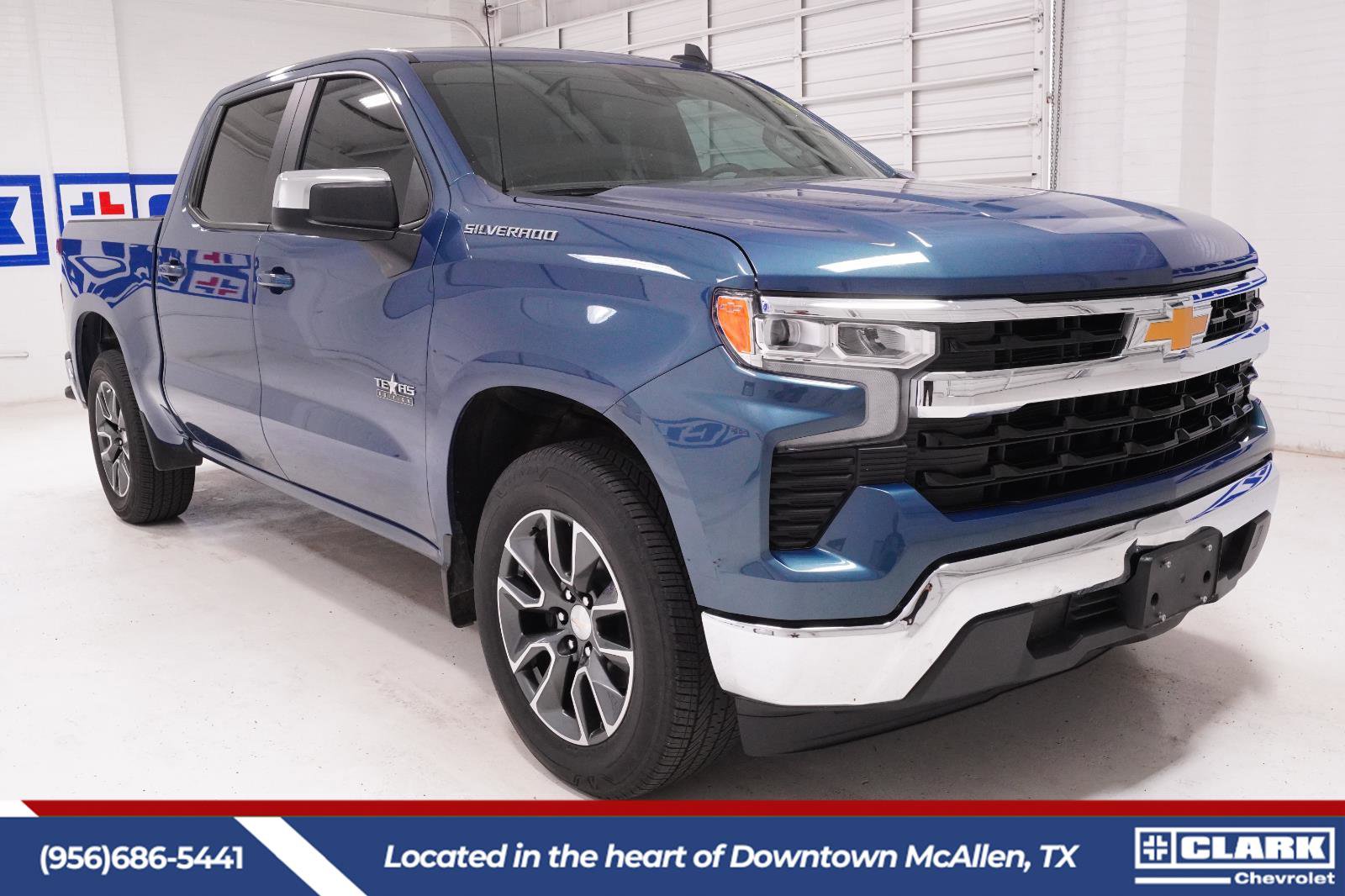 Used 2024 Chevrolet Silverado 1500 LT w/ Texas Edition Plus RWD image 3