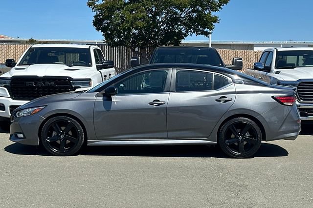 Used 2023 Nissan Sentra SR w/ Midnight Edition Package image 7