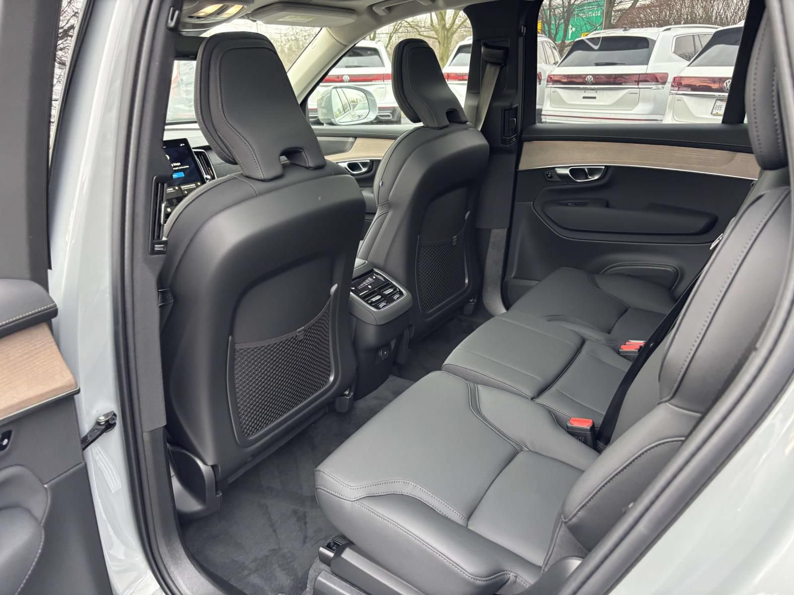 Used 2026 Volvo XC90 B6 Plus w/ Protection Package Premier AWD/4WD image 27