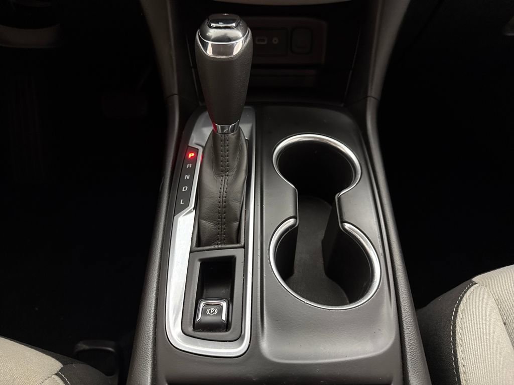 Used 2019 Chevrolet Equinox LS FWD image 17