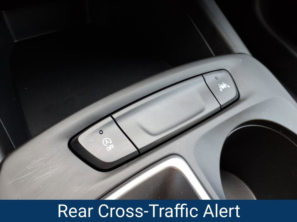 Certified 2024 Chevrolet Trax RS w/ Sunroof Package image 8