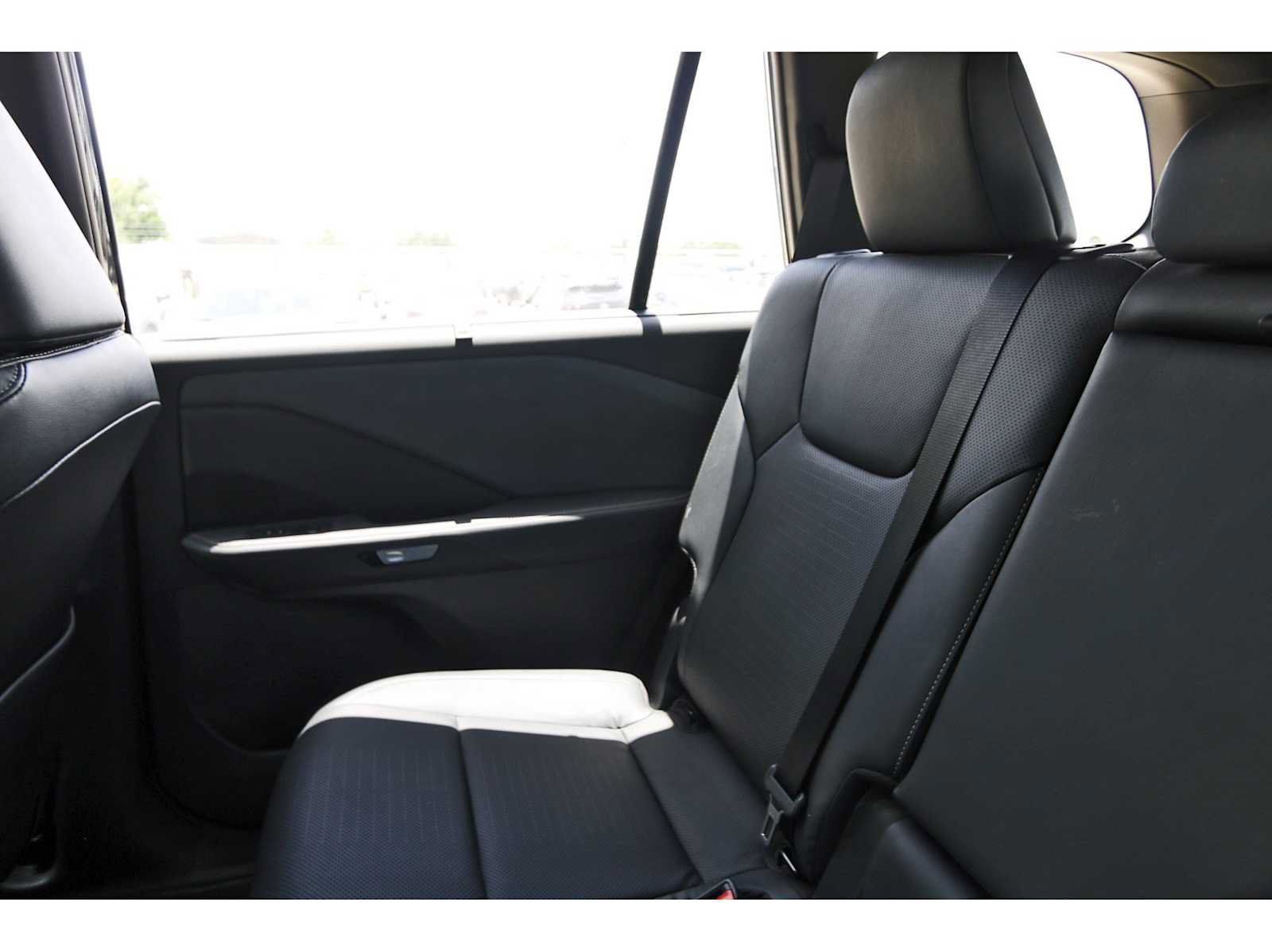 Used 2025 Lexus TX 350 AWD w/ Technology Package image 9