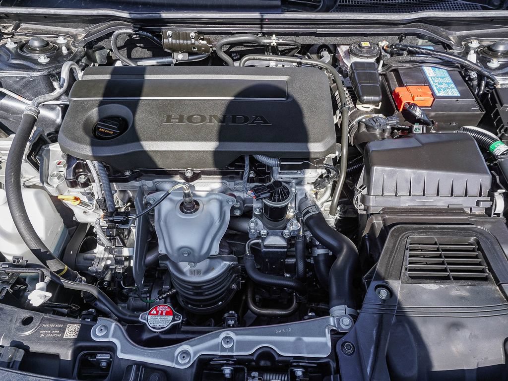 Used 2025 Honda Civic Sport image 25