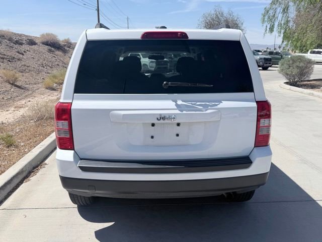 Used 2016 Jeep Patriot Sport w/ Power Value Group FWD image 7