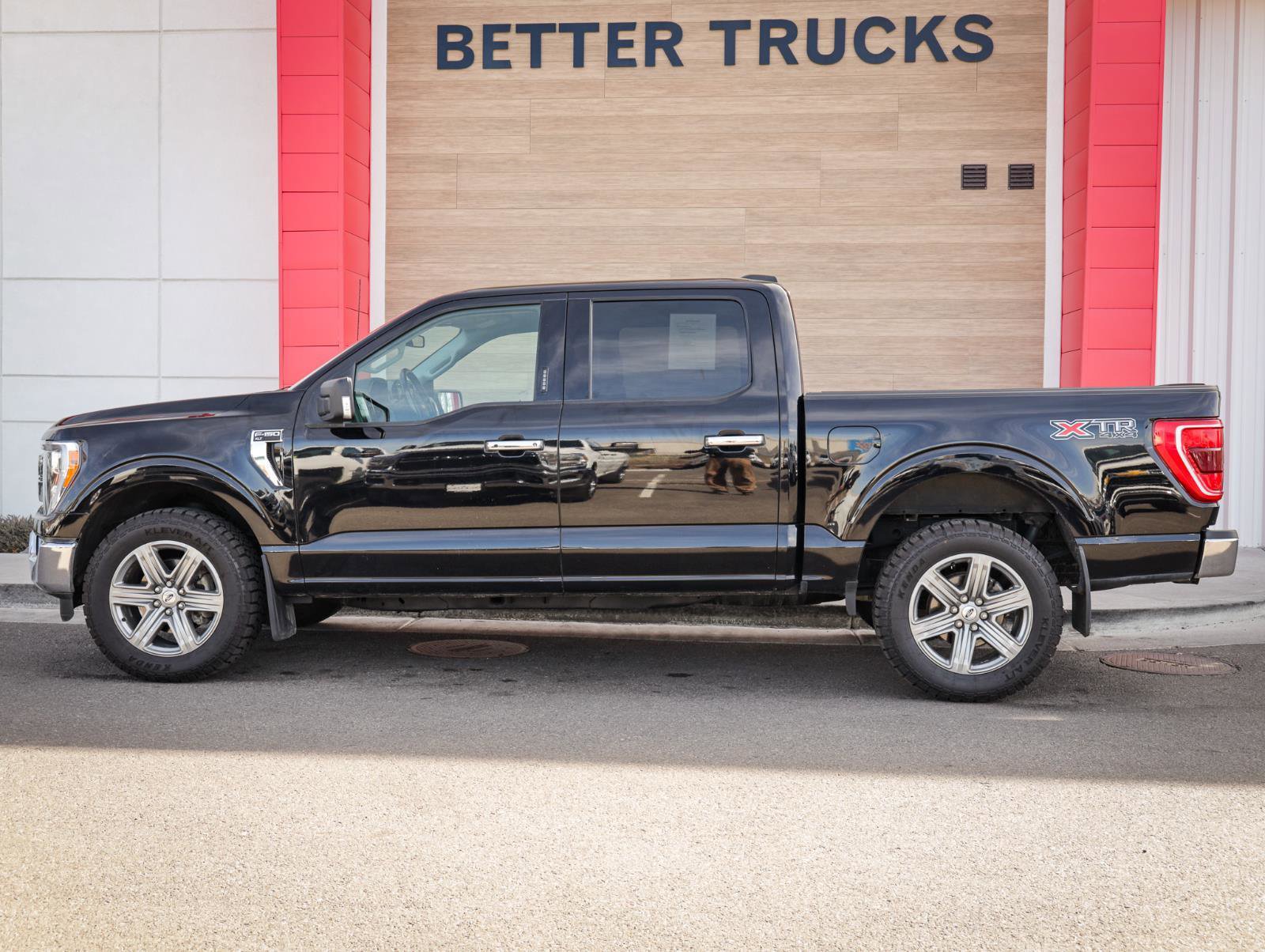 Used 2022 Ford F150 XLT w/ Equipment Group 302A High image 7