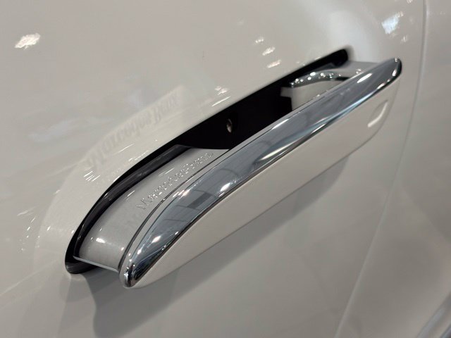 New 2026 Mercedes-Benz EQE 320 4MATIC SUV image 10