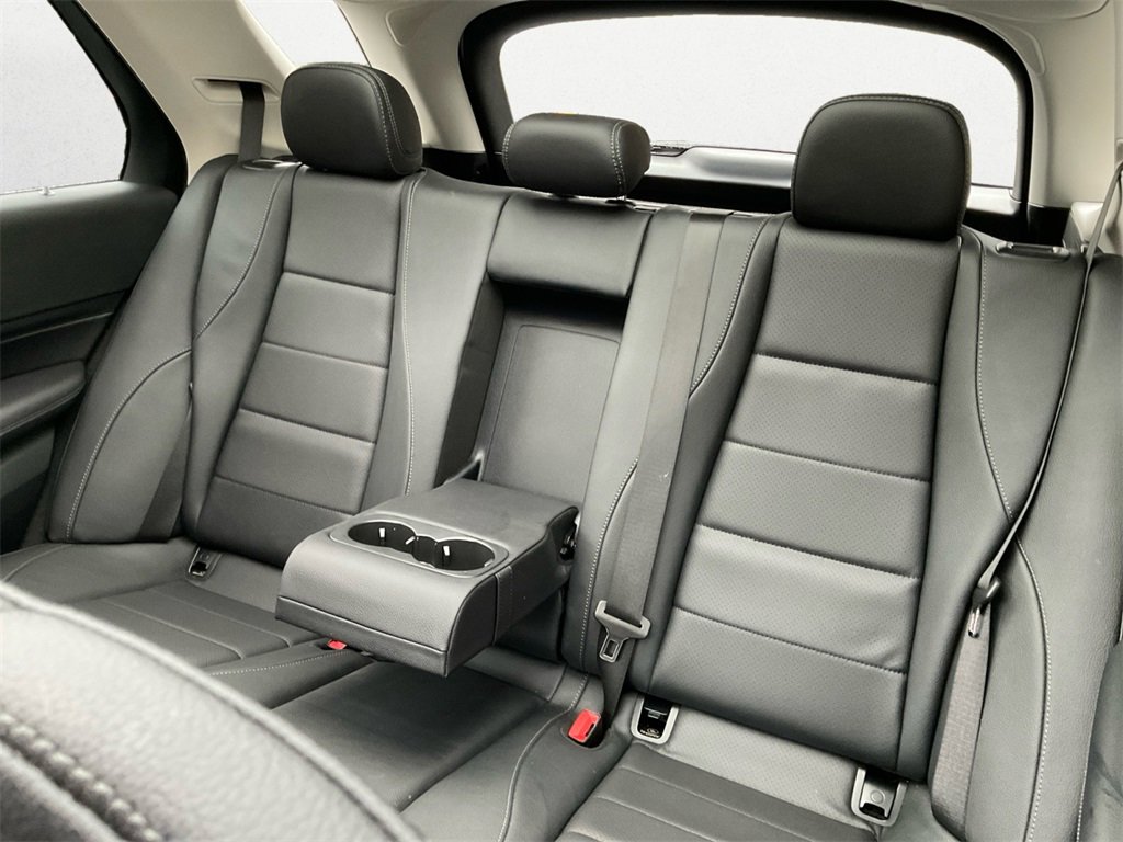 Used 2025 Mercedes-Benz GLE 350 4MATIC image 9