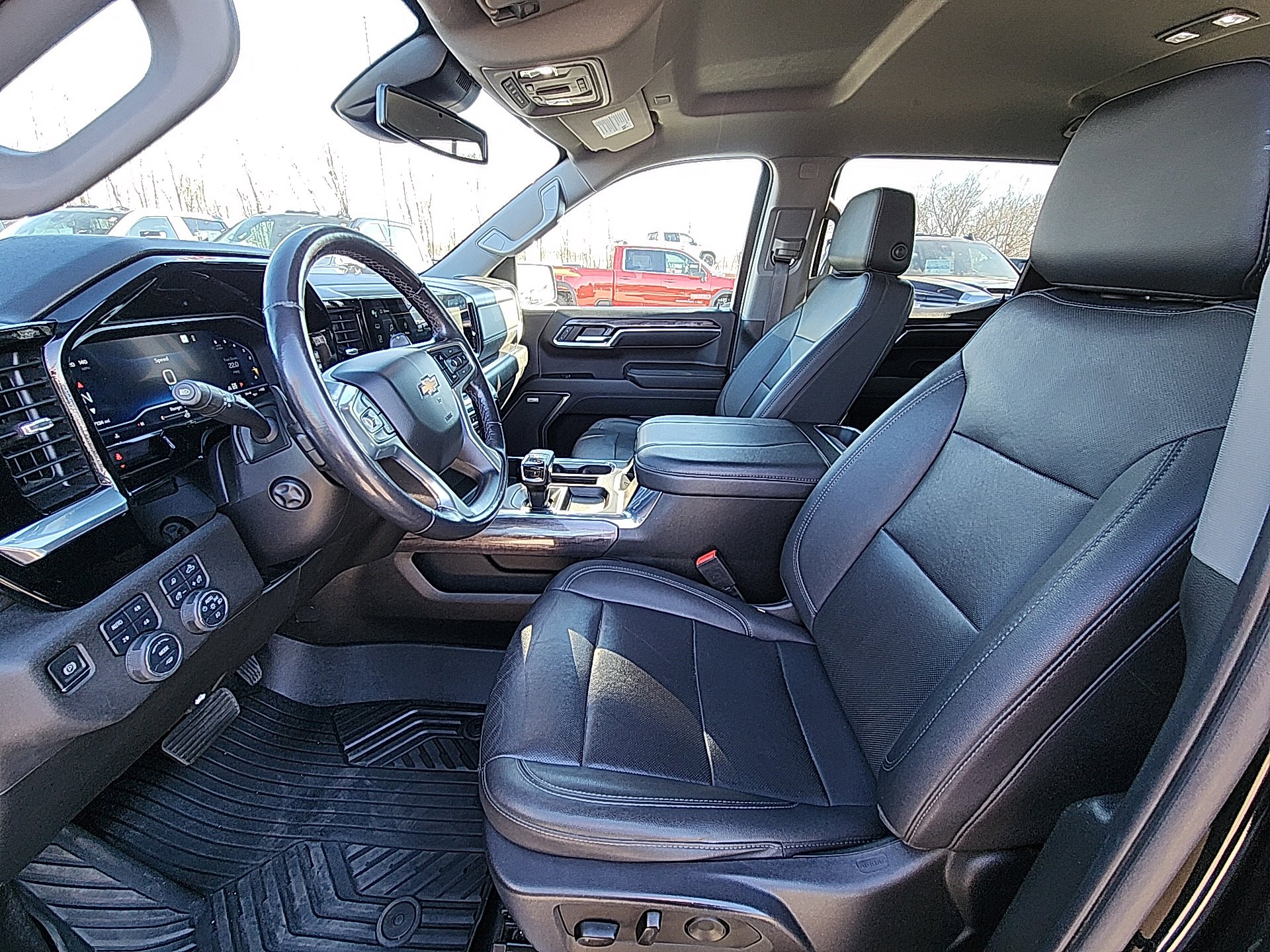 Used 2023 Chevrolet Silverado 1500 LTZ image 17