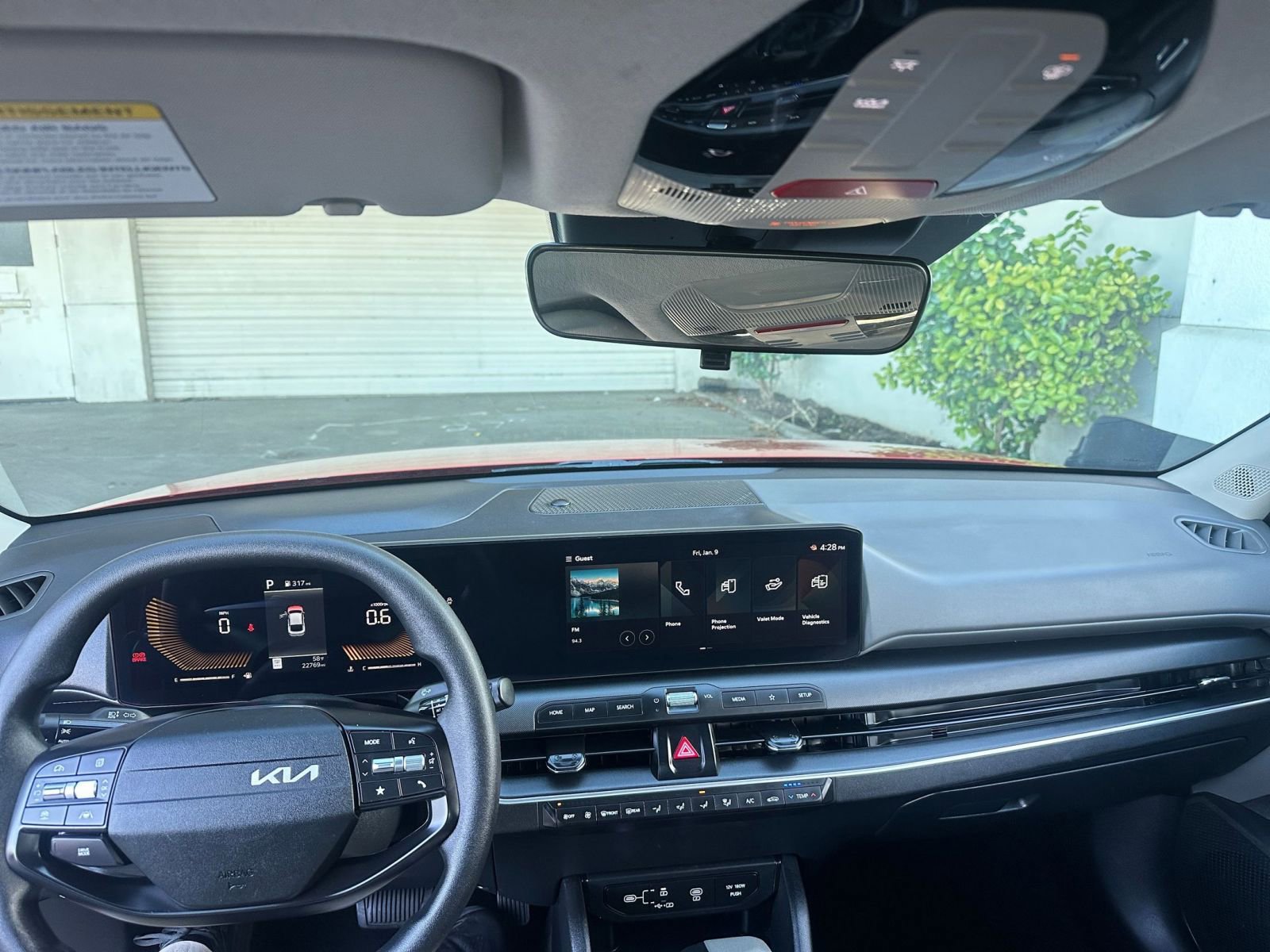 Used 2025 Kia K4 LXS image 34