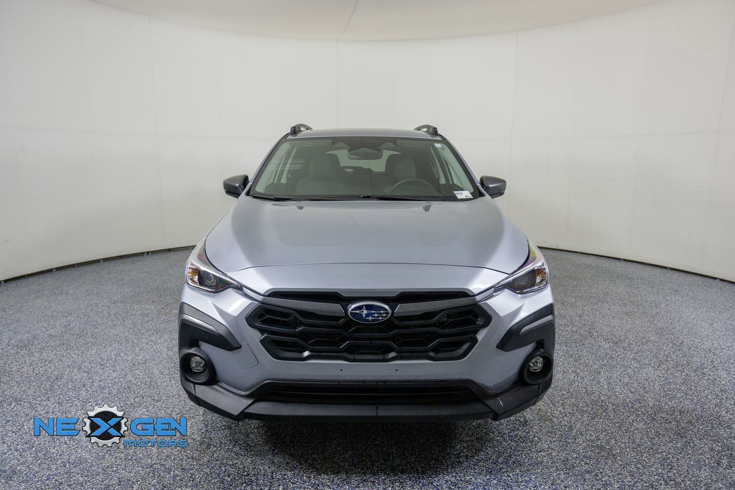 Used 2024 Subaru Crosstrek 2.0i Premium AWD/4WD image 2