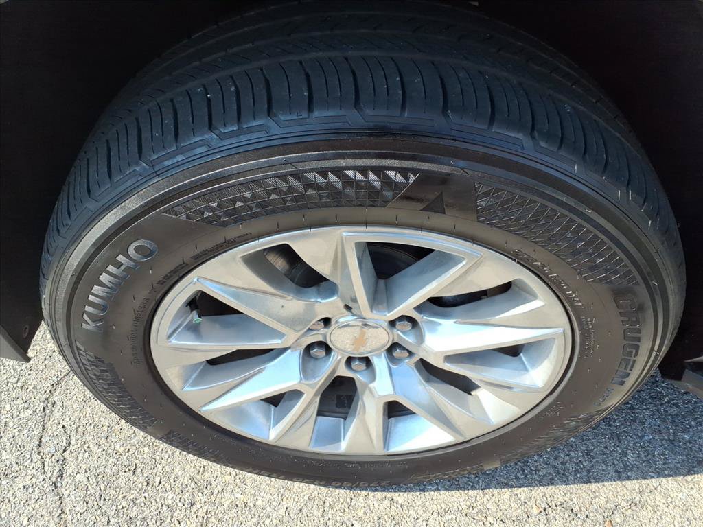 Used 2024 Chevrolet Tahoe LT AWD/4WD image 10