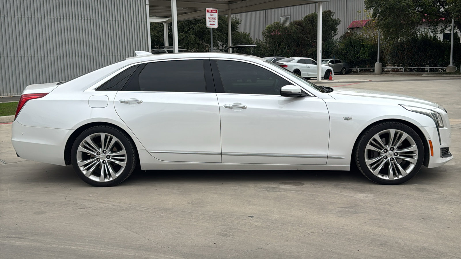 Used 2016 Cadillac CT6 Luxury w/ Active Chassis Package image 8