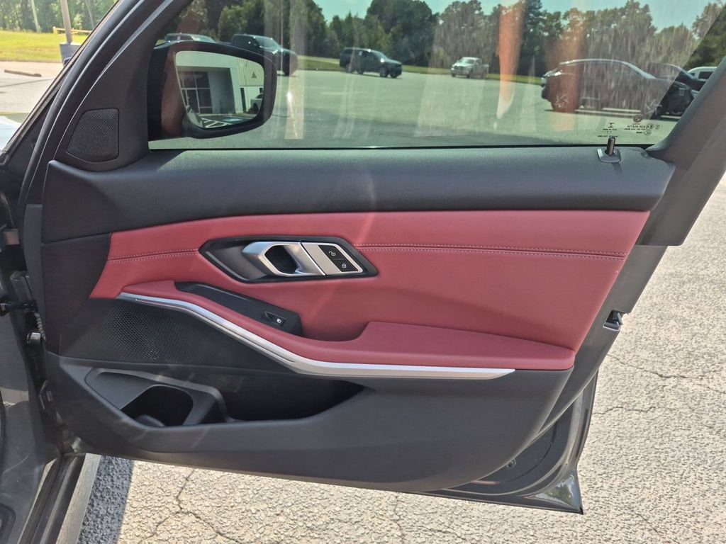 Used 2023 BMW M340i RWD image 35