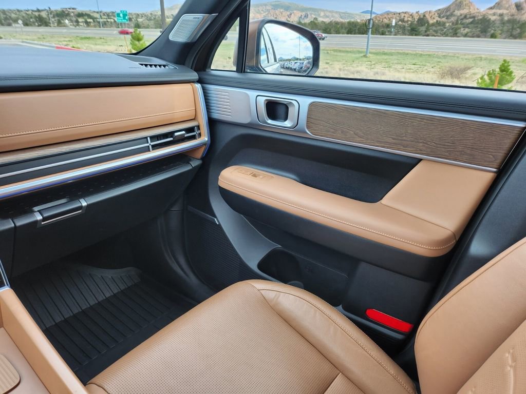 Certified 2024 Hyundai Santa Fe Limited image 30