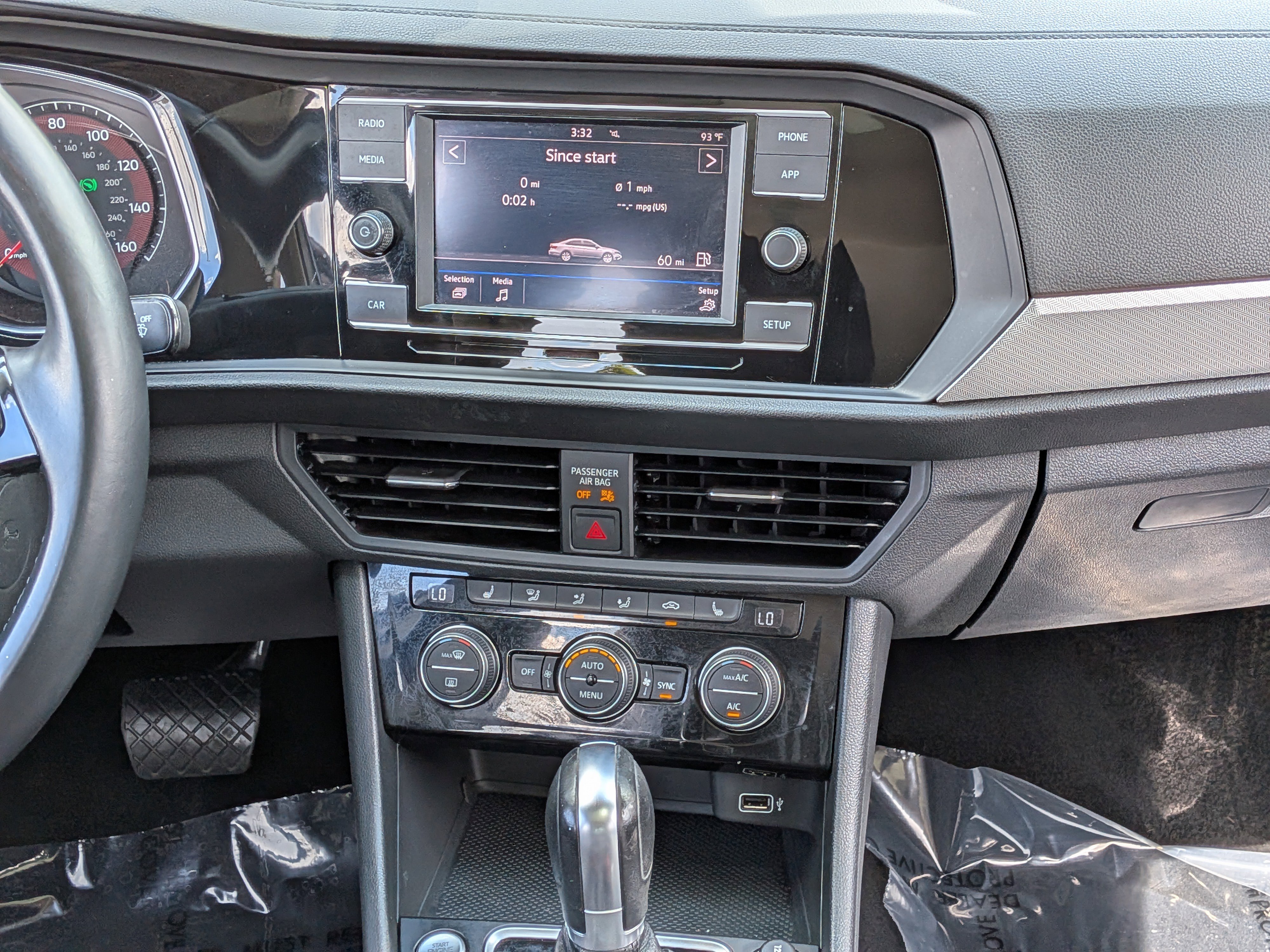 Used 2019 Volkswagen Jetta SE FWD image 18