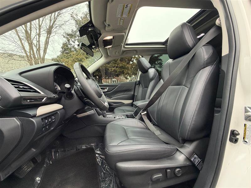 Used 2023 Subaru Forester Limited image 25